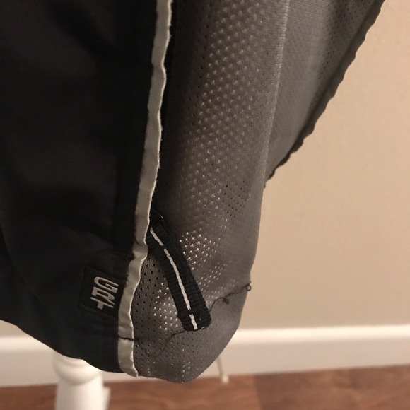 Columbia Sportswear Vest - Picture 4 of 7